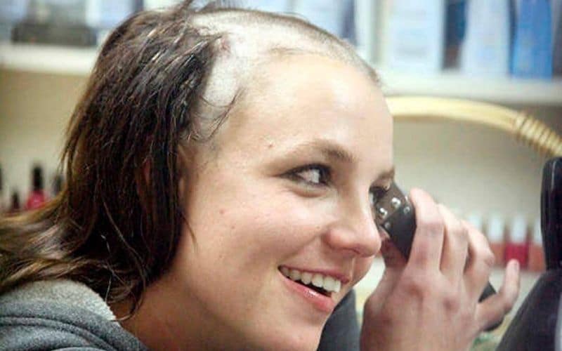 Britney spears bald hair clippers