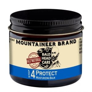 skincare-routine-for-bald-men-moisturizer