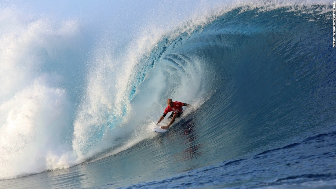 kelly slater surfing pro world champion