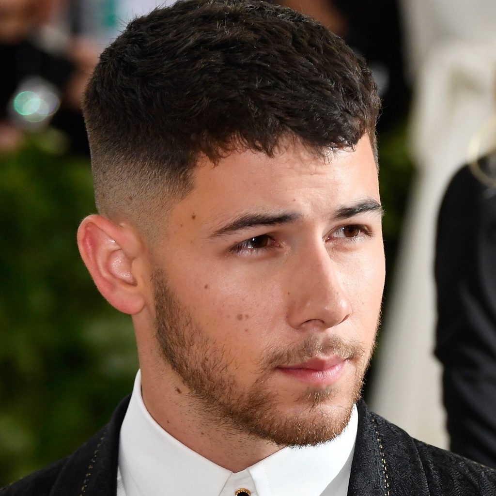 nick jonas textured front fringe hair look